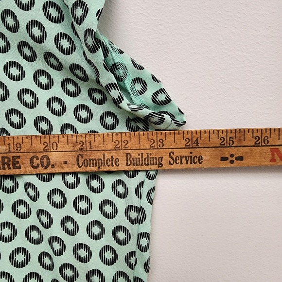Pleione Mint Green Black Geometric Circle Print Split Neck Blouse XL 54494 - Picture 6 of 7